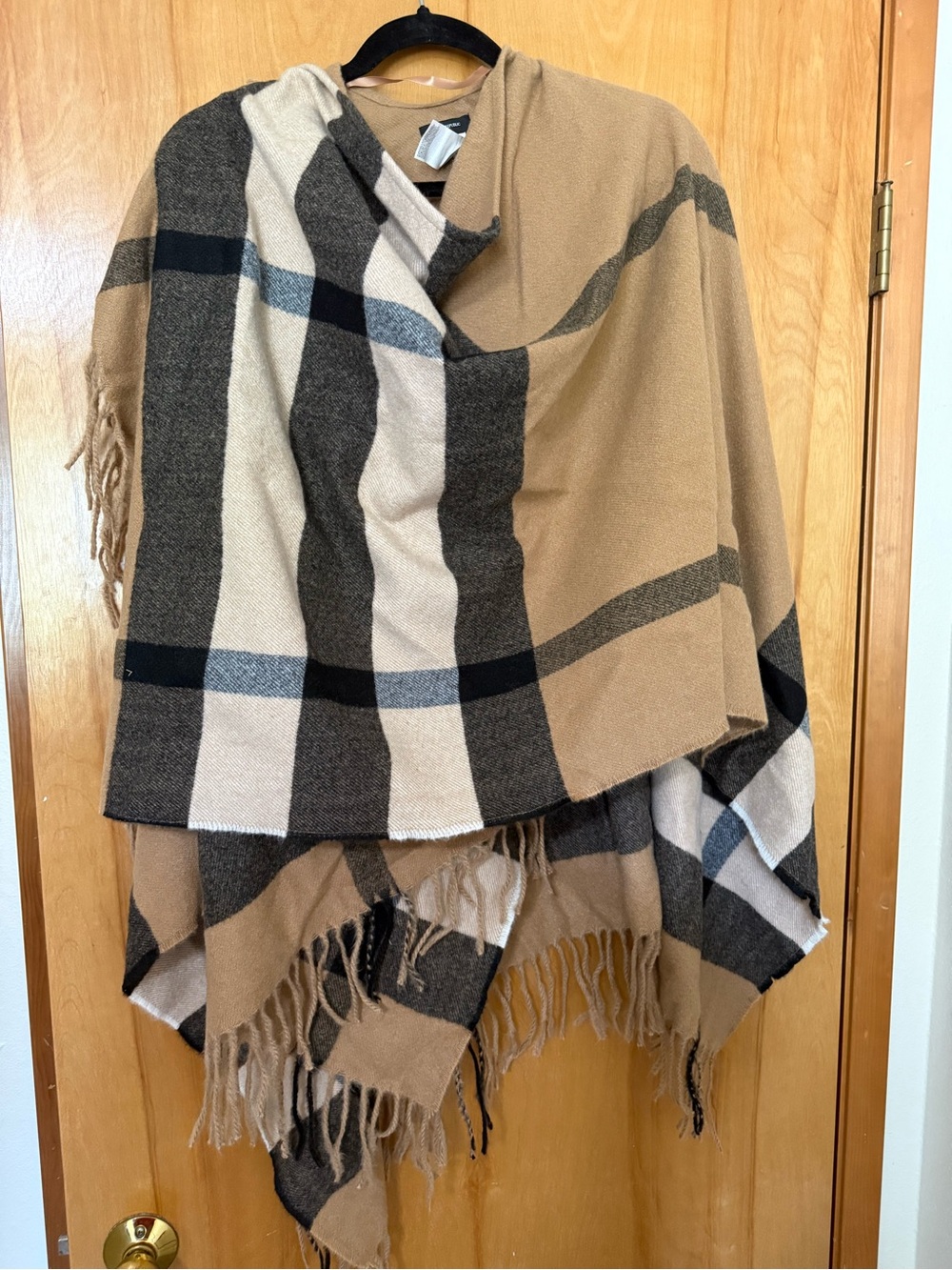 Banana Republic Cozy Plaid Poncho